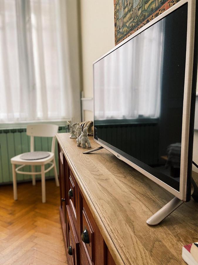 Vintage Opera Apartment Budapest